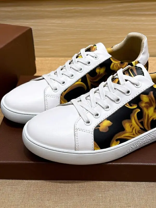 versace decontractees chaussures pour homme s_12261644